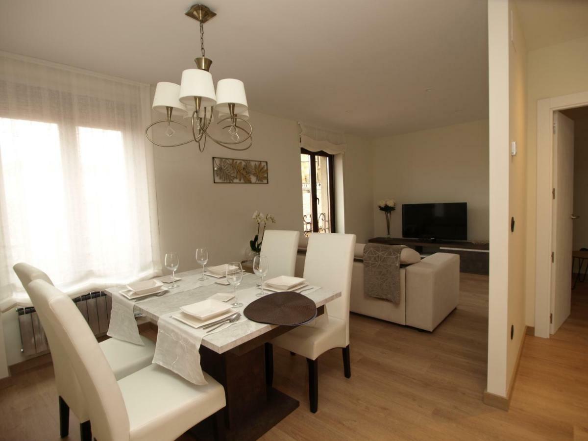 Apartamentos M.Bell 레온 외부 사진